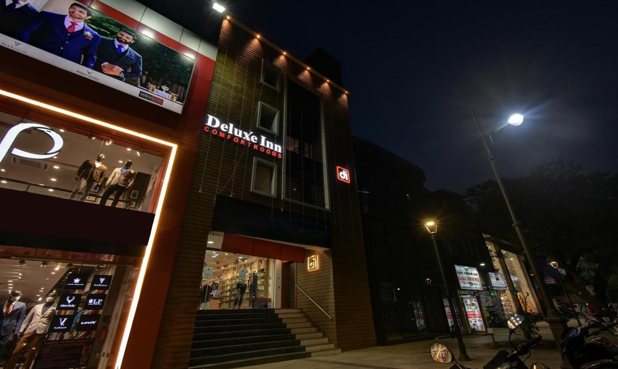 Itsy Hotels Deluxe Inn Chennai Exterior photo